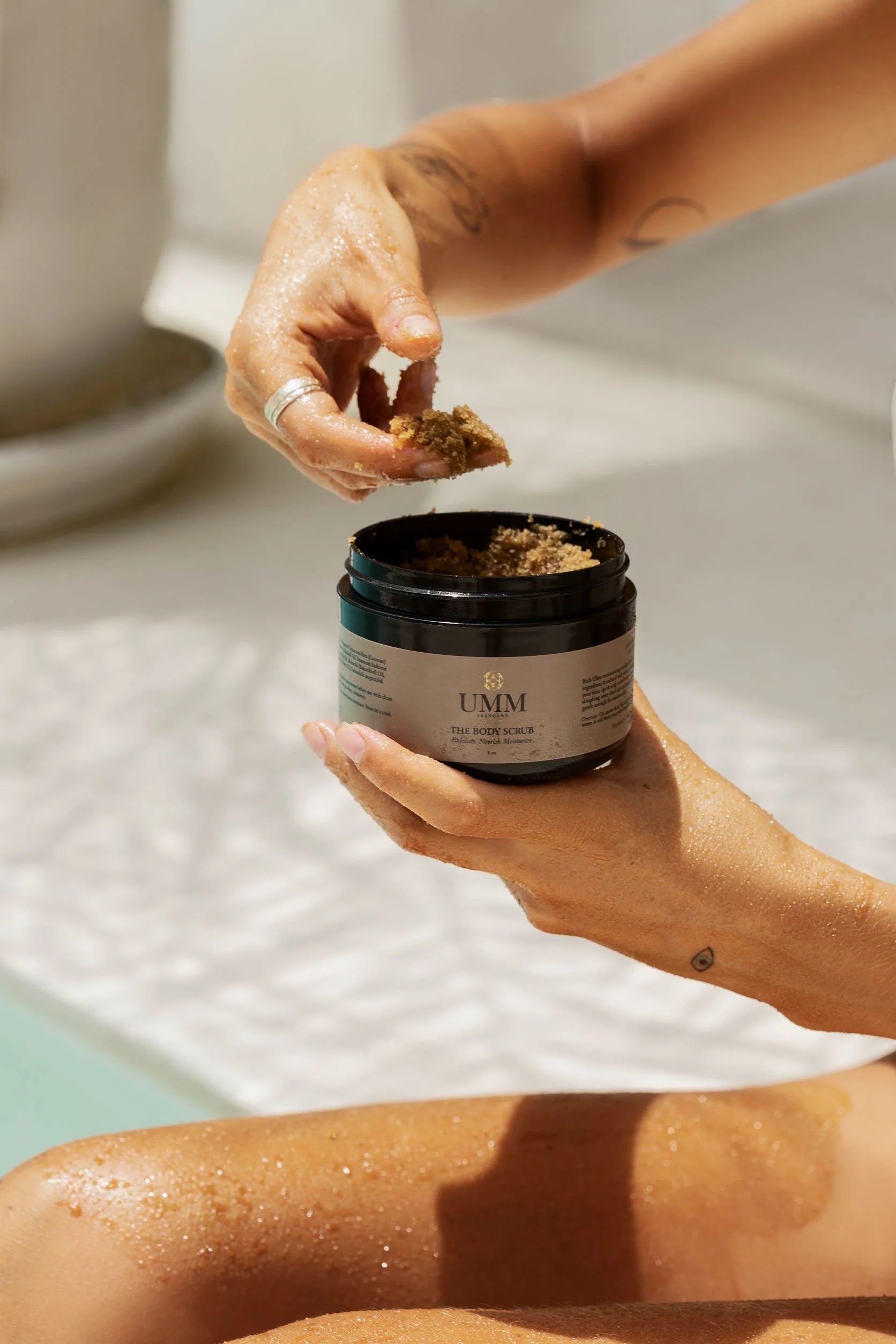 The Body Scrub (Original formula) **LIMITED STOCK**