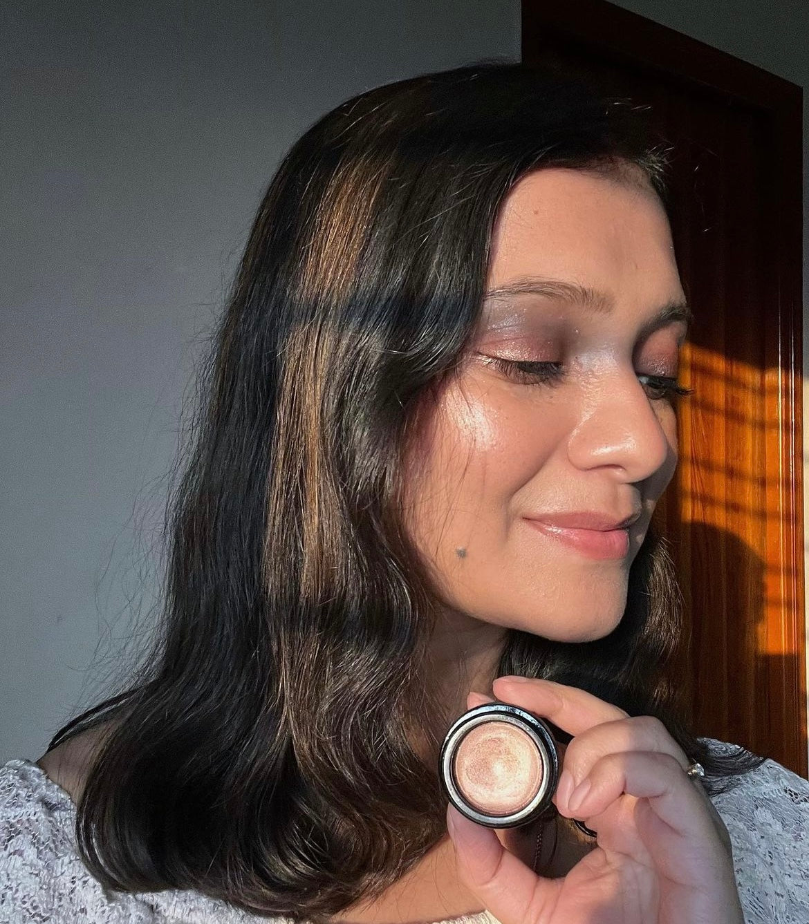 Sitara Crème Strobelighter